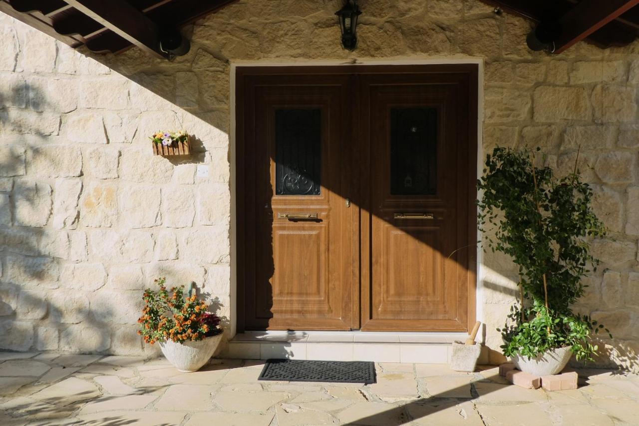 Lola'S Cottage & Garden Kalokhorio Екстер'єр фото