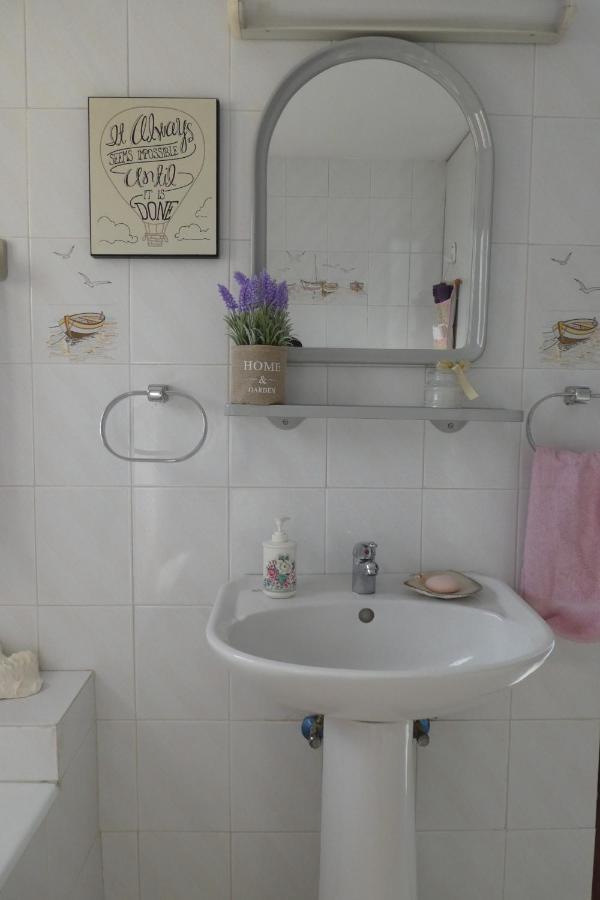 Lola'S Cottage & Garden Kalokhorio Екстер'єр фото