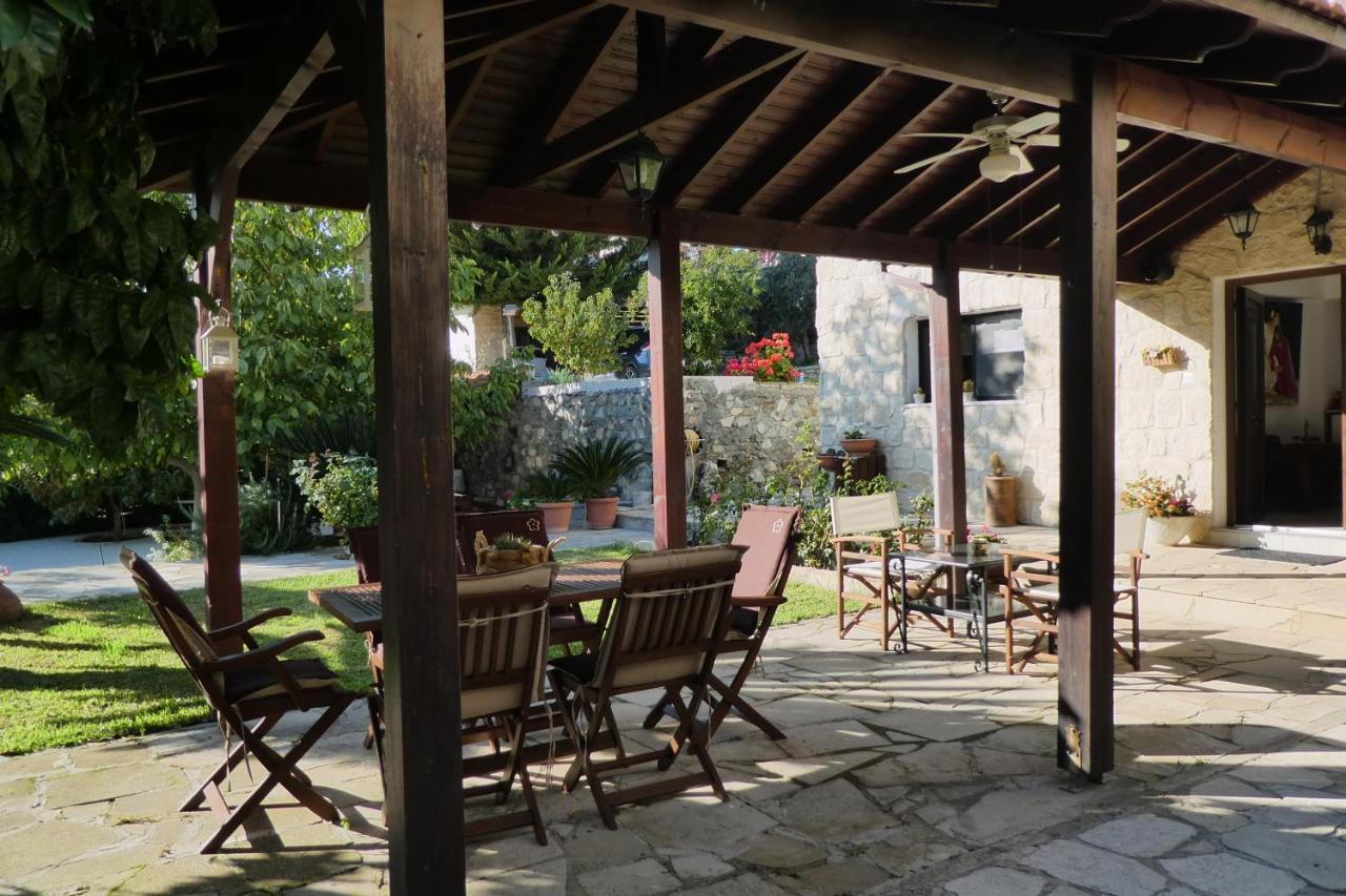Lola'S Cottage & Garden Kalokhorio Екстер'єр фото